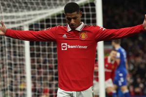 Manchester United 3-1 Everton: Rashford shines as Red Devils reach round four in FA Cup