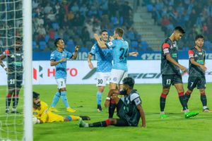 ISL: MCFC 4-0 NEUFC: Mumbai City continue cruise mode with a commanding outing against NorthEast United