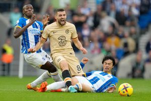 Liverpool or Chelsea- best fit for Moises Caicedo?