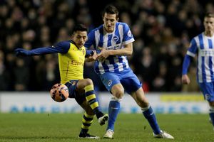 Alexis Sanchez openly supports Arsenal ahead of the Manchester United clash: Watch