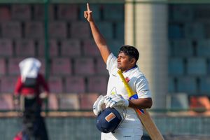 Venkatesh Prasad terms ignoring Sarfaraz Khan for Australia Tests as 