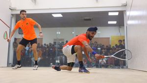 HCL SRFI PSA Challenger 2023: Top-seeds Abhay Singh, Amina Orfi progress; Sandhu knocked out