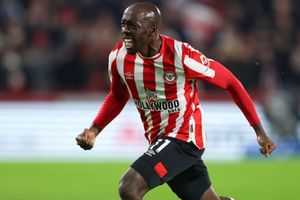 Premier League, Brentford 3-1 Liverpool: Dismal defending sees Reds' winning run halted