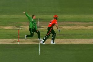 BBL 2022-23: Adam Zampa runs out non-striker like R Ashwin, TV umpire gives batter not-out to spark debate