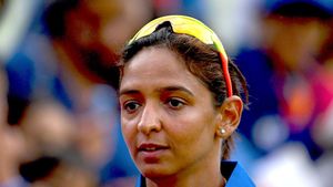'Let’s do it for women’s cricket', Yuvraj Singh, Suresh Raina urge fans to come in support of Harmanpreet Kaur