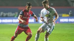 ISL: Jamshedpur hold Mohun Bagan for goalless draw