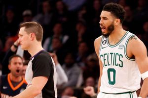 Tatum ejected as Knicks claim sixth straight win, Butler lifts Heat past 76ers