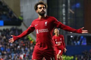 Jurgen Klopp defends 'outstanding' Salah and still believes Liverpool can 'reach something special'