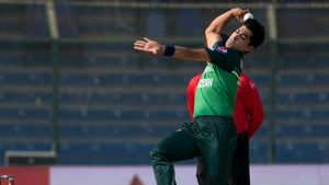 Pakistan pacer Naseem Shah body shames cricketer during Bangladesh Premier League match - Watch video