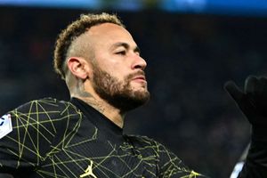 Rumour Has It: Chelsea meet with PSG on €60m Neymar transfer