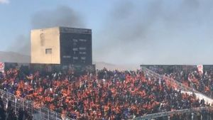 Explosion in Quetta halts PSL exhibition match; Babar Azam, Shahid Afridi moved to safety