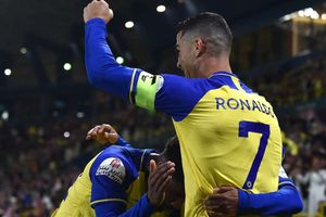Ronaldo sets up both goals as Al Nassr beat Al Taawoun 2-1 to go top of Saudi Pro League