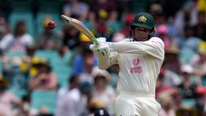 Usman Khawaja misses India Flight due to Visa Issues, Shares Hilarious Post on Social Media