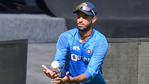India vs Australia: Washington Sundar and three spinners added to squad as net bowlers