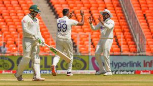 IND vs AUS 4th Test Day 2: Ashwin strikes back for India but Khawaja continues merry ride