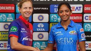 DC vs MI WPL Head To Head: Delhi Capitals and Mumbai Indians Stats & Record Ahead Of WPL 2023 Final