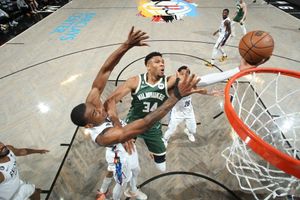 NBA: Giannis' Bucks claim 15th straight win, Morant posts triple-double against Lakers