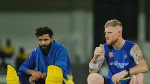 IPL 2023: CSK legends Hayden, Harbhajan put their money on Stokes and Jadeja