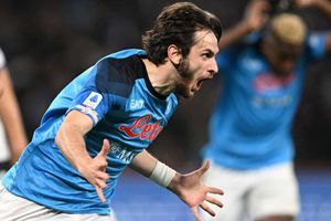 Serie A, Napoli 2-0 Atalanta: Kvaratskhelia wonder goal brings Scudetto ever closer