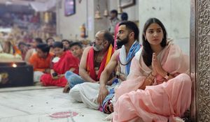 Virat Kohli visits Mahakaleshwar Temple with wife Anushka Sharma after Indore defeat: Watch