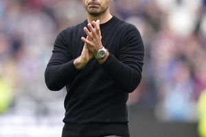 Mikel Arteta urges Arsenal to relish ‘incredible opportunity’ at Manchester City