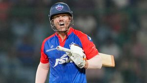 IPL 2023: Bats of David Warner, Mitchell Marsh, Yash Dhull, other equipment worth lakhs stolen in transit