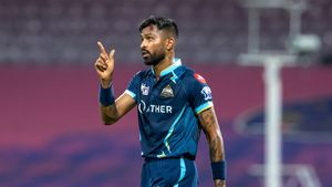DC vs GT IPL 2023 Toss Update: Gujarat Titans To Bowl First After Winning Toss