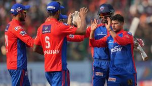 'Don't you ever say sorry....': Delhi Capitals coach Ponting tells Indian bowler in front of Sourav Ganguly