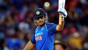 MS Dhoni to be awarded for World Cup 2011, Where and When to watch the Event Live