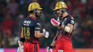 IPL 2023: Experts Feel RCB Are Overdependent On Virat Kohli And Faf Du Plessis