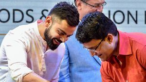 IPL 2023: Ravi Shastri on Virat Kohli-Sourav Ganguly no handshake saga - There is always some room to grow up