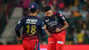 RCB vs DC, IPL 2023: 4 Players Who Will Take Most Wickets In Today's Match