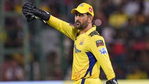 RCB vs CSK IPL 2023: MS Dhoni collected ball before stump line? Twitterati claim it a 'No-Ball'