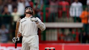 Sachin Tendulkar Turns 50: Yuvraj Singh reveals the sport where 'you can't beat him'