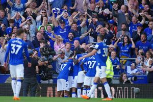 Everton safe as reality bites for Leeds and Leicester – 5 Premier League things