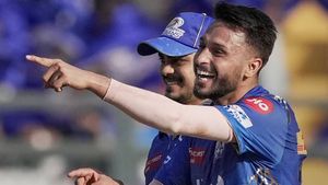 IPL 2023: Tennis ball cricket behind Akash Madhwal's street smartness? Ravi Shastri explains