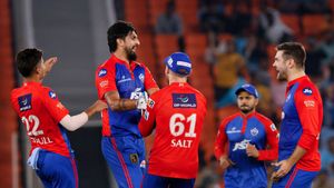 GT vs DC Highlights Match 44 - IPL 2023: Bowlers, Aman Khan fifty helps Delhi Capitals stay alive