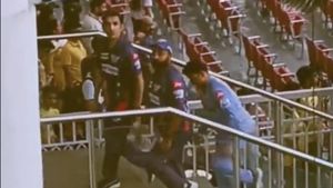 IPL 2023: Fans chant 'Kohli, Kohli' in front of Gautam Gambhir in Lucknow, reaction of LSG mentor goes viral