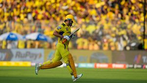 'You've decided..' : MS Dhoni gives huge hint on IPL retirement rumours