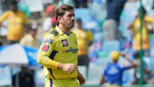 IPL 2023: 'Why are we only talking about MS Dhoni'? Kapil Dev's honest verdict on CSK captains retirement talk