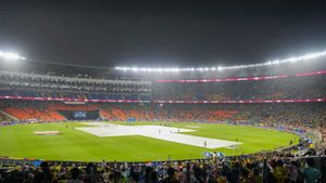 IPL 2023 Final: What Happens If CSK vs GT Title Showdown Is Washed Out On Reserve Day Due To Rain?