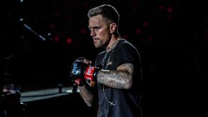 ONE Fight Night 11: Legendary Kickboxer Nieky Holzken Chases 100 Wins