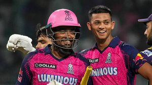 IPL 2023: 'Chakka maar' - Sanju Samson's gesture for Yashasvi Jaiswal reminds fans of MS Dhoni's act for Kohli