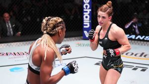 UFC Vegas 73 results and recap: Brilliant Mackenzie Dern outclasses gritty Angela Hill for unanimous decision