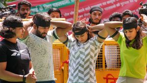 Wrestlers' Protest: Minor wrestler record statement before Magistrate; Bajrang Punia & Co. wear black band