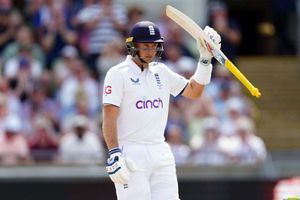 Ashes 2023, 1st Test: Joe Root steadies England after Australia rally in post-lunch session