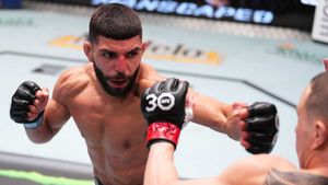UFC Vegas 74 results and recap: Amir Albazi edges Kai Kara-France, surges up flyweight ranking