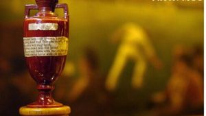 Ashes 2023: How small is Ashes urn? What is written on it? What's inside it?