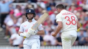Ashes 2nd Test: Ben Duckett has no regrets after missing out century by 2 runs