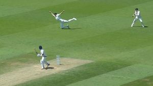 INDvsAUS: Cameron Green takes a Screamer in gully to leave Ajinkya Rahane stunned - Watch